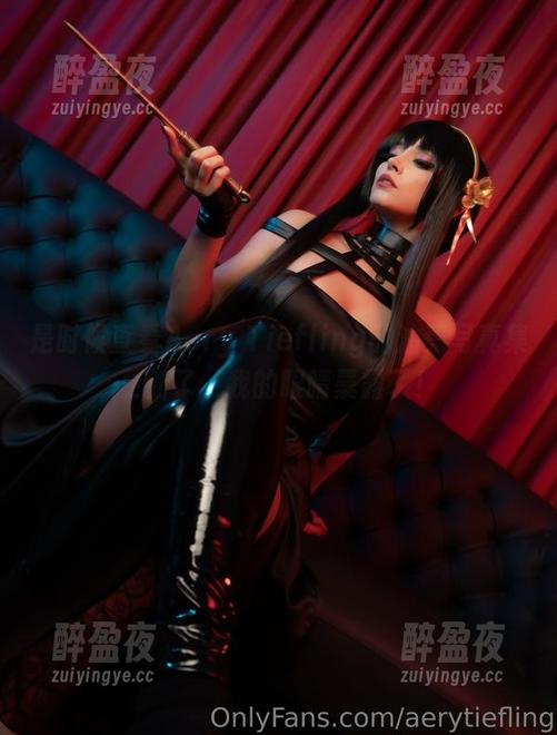 Aery Tiefling 是时候查看Aery Tiefling的油亮写真集更新了,我的眼睛暴露了!